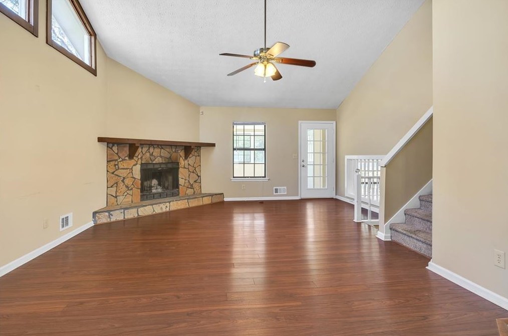 5653 Clifton Pl, Stone Mountain, GA 30087