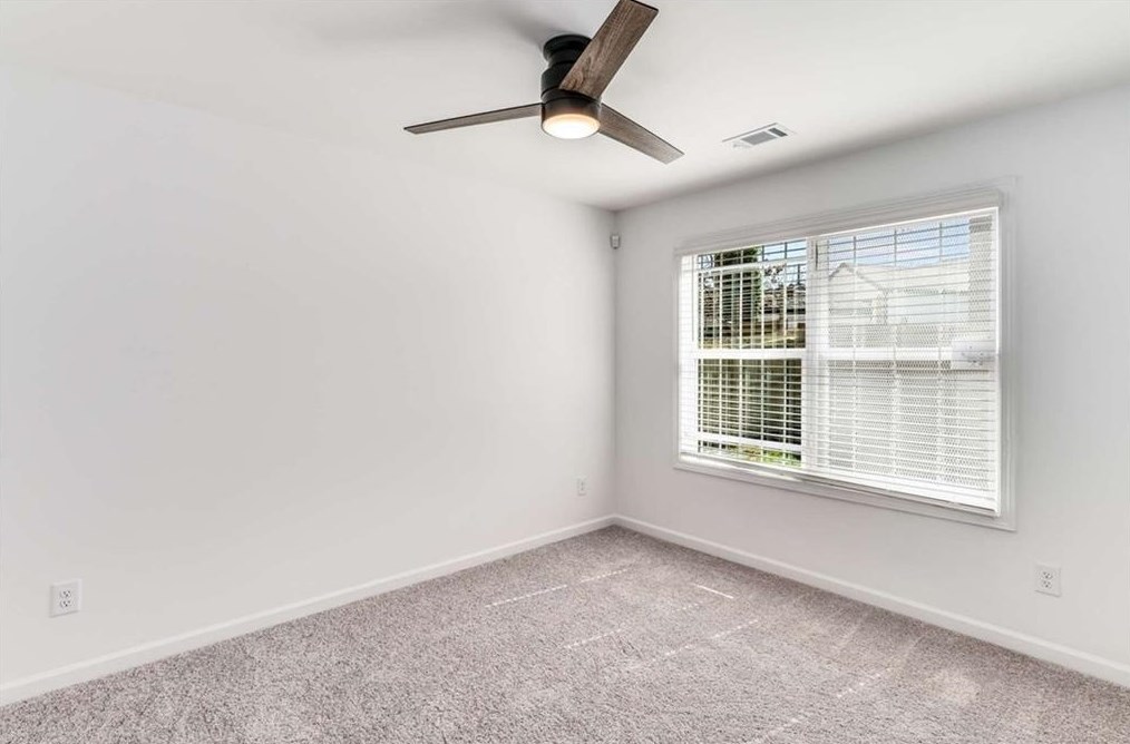 1107 Oak Knl Ter, Atlanta GA  30315-5213 exterior
