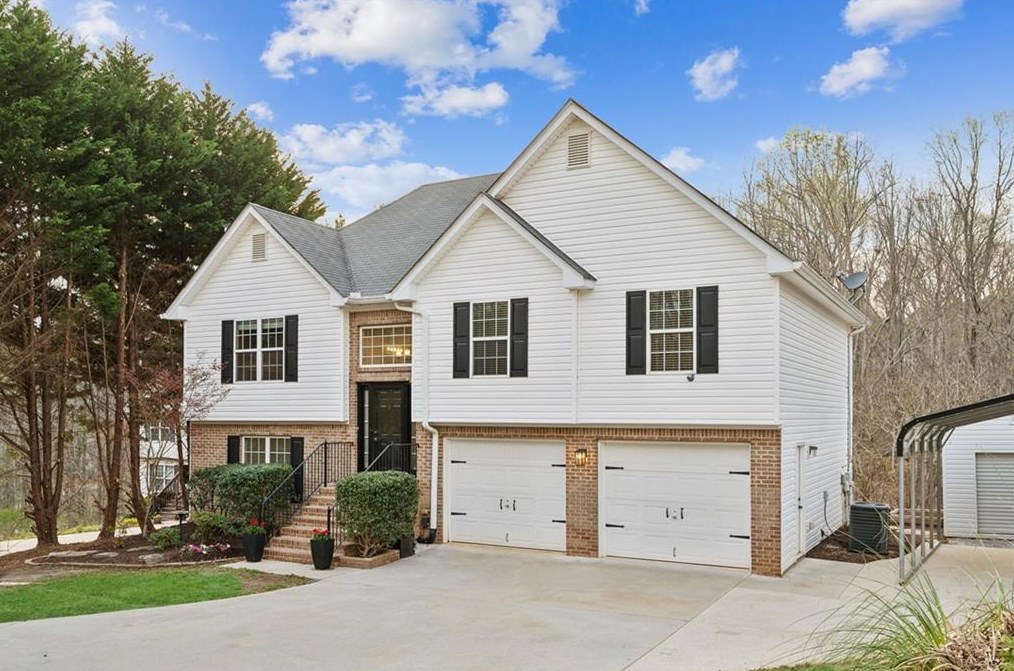 4446 Waterman Dr, Gainesville, GA 30506