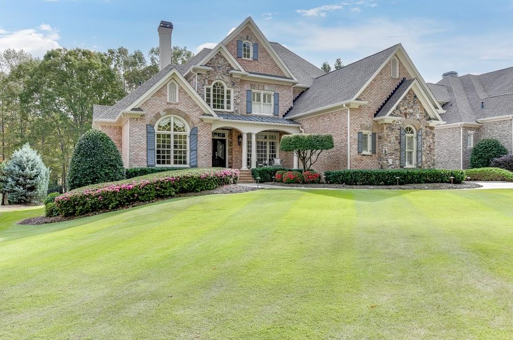 5644 Mountain Oak Dr, Braselton, GA 30517