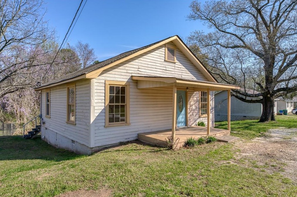 124 Stark St, Commerce, GA 30529