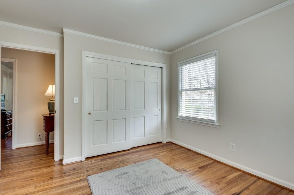 1174 Mayfield Dr, Decatur GA  30033-3333 exterior