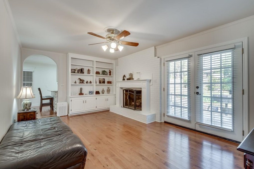 1174 Mayfield Dr, Decatur GA  30033-3333 exterior