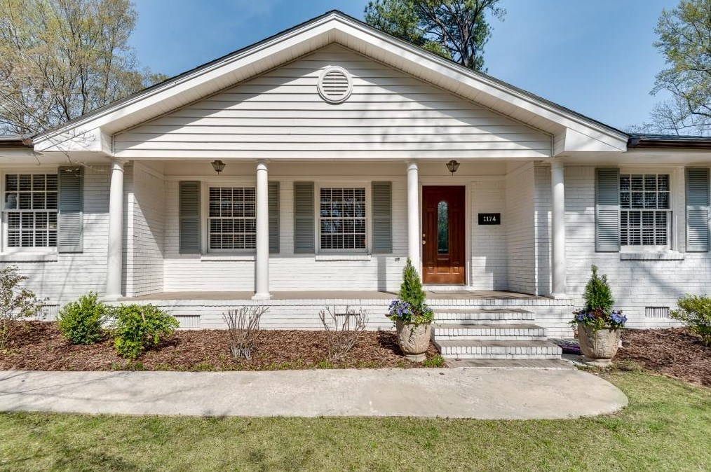 1174 Mayfield Dr, Decatur, GA 30033-3333