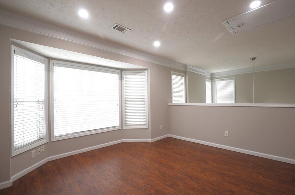 220 Abbotts Mill Dr, Duluth GA  30097-8424 exterior