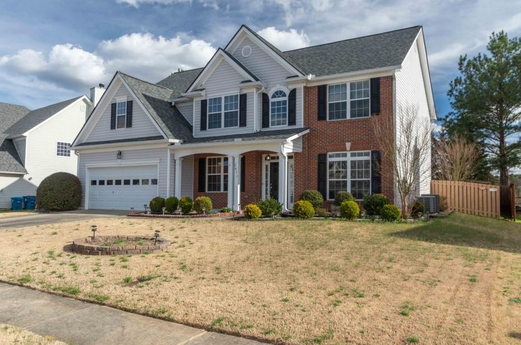 2671 Colleen Ln, Dacula, GA 30019-6569