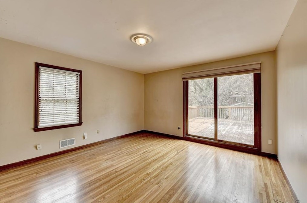 3491 Revere Rd, Atlanta GA  30331-2327 exterior