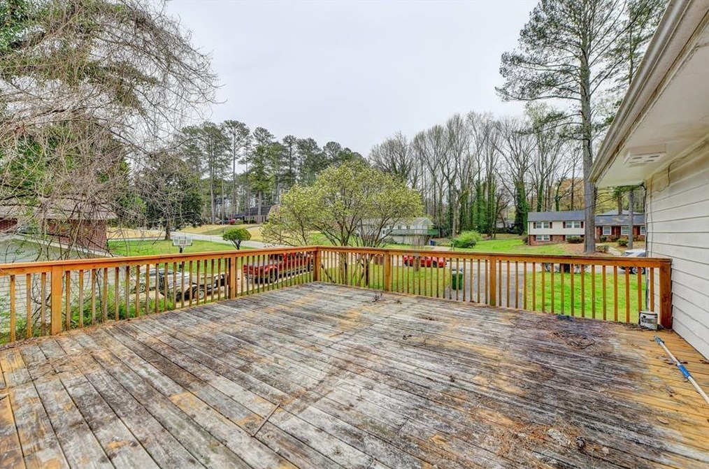 3491 Revere Rd, Atlanta GA  30331-2327 exterior