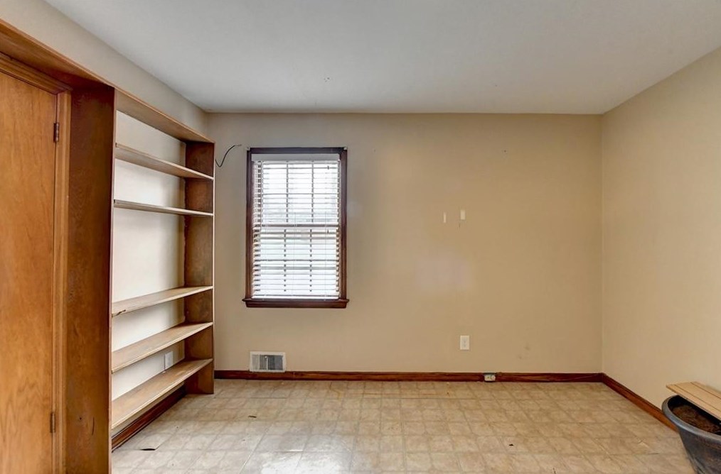 3491 Revere Rd, Atlanta GA  30331-2327 exterior