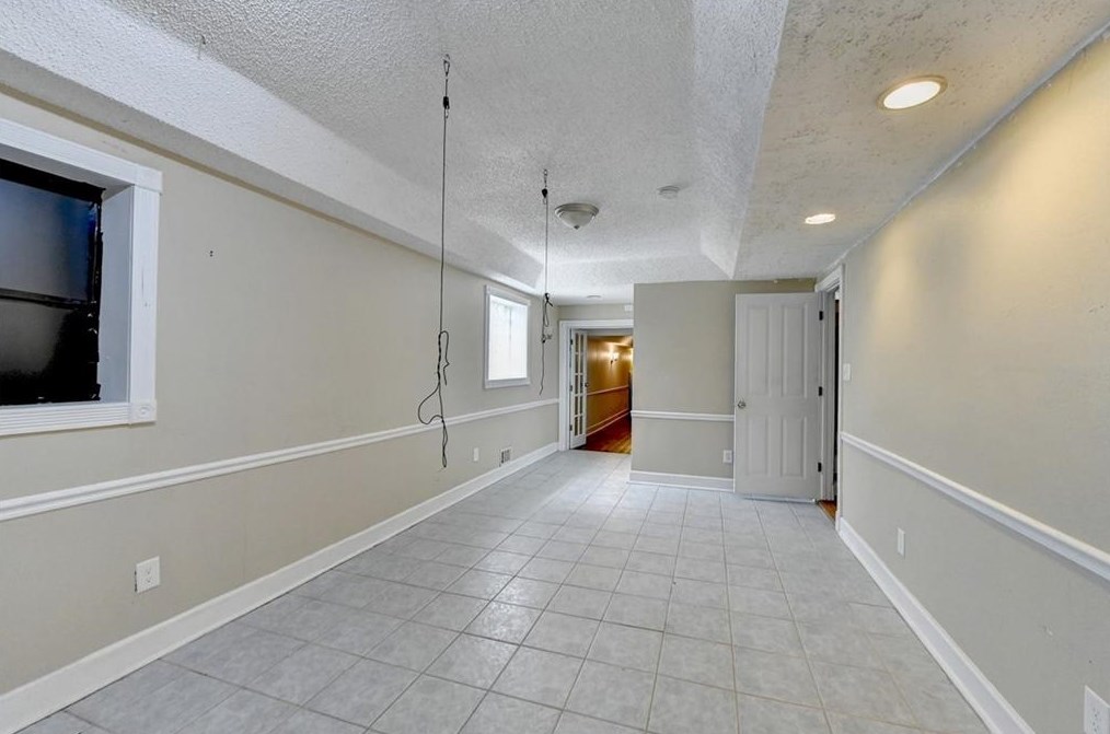 3491 Revere Rd, Atlanta GA  30331-2327 exterior