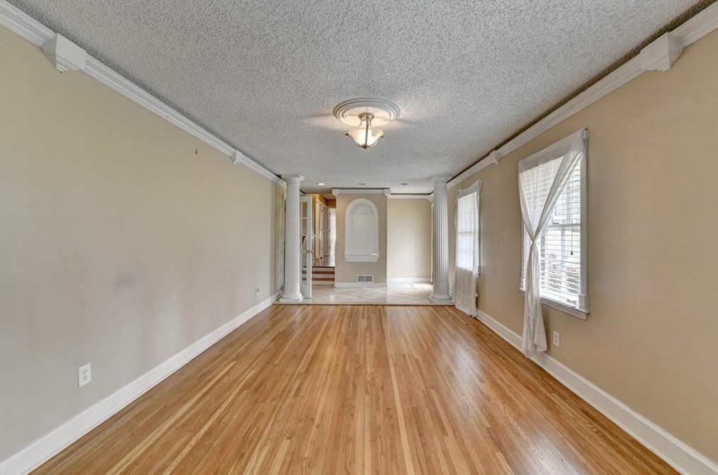 3491 Revere Rd, Atlanta GA  30331-2327 exterior