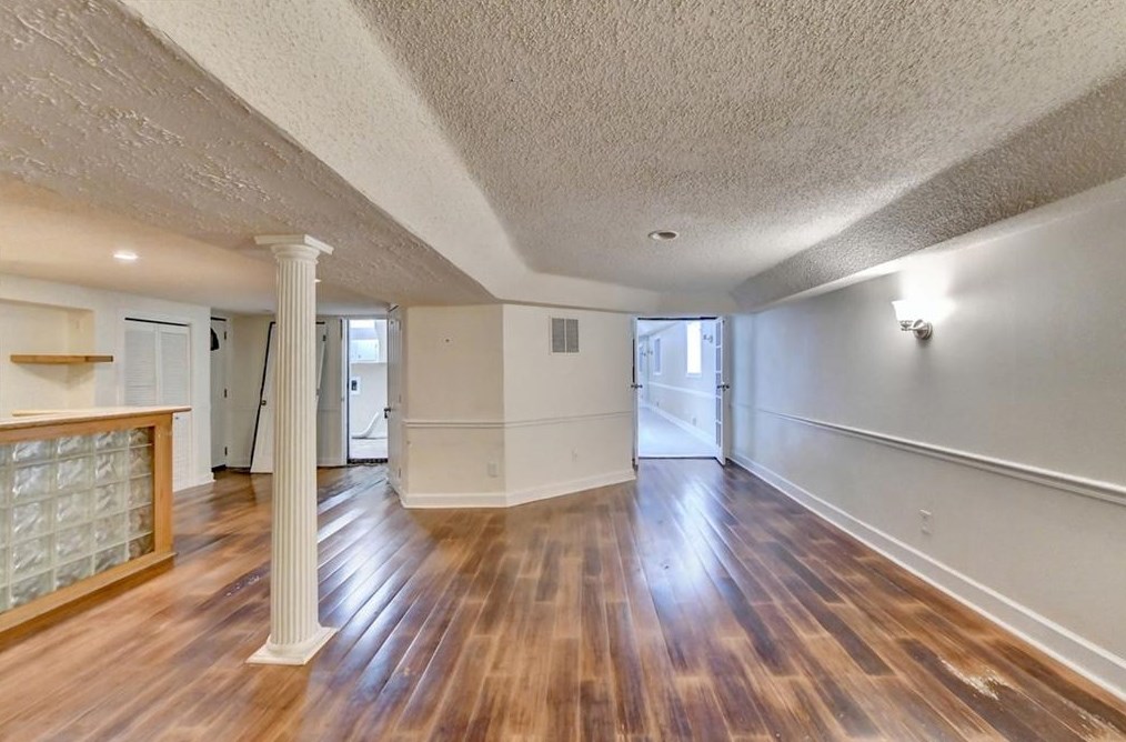 3491 Revere Rd, Atlanta GA  30331-2327 exterior