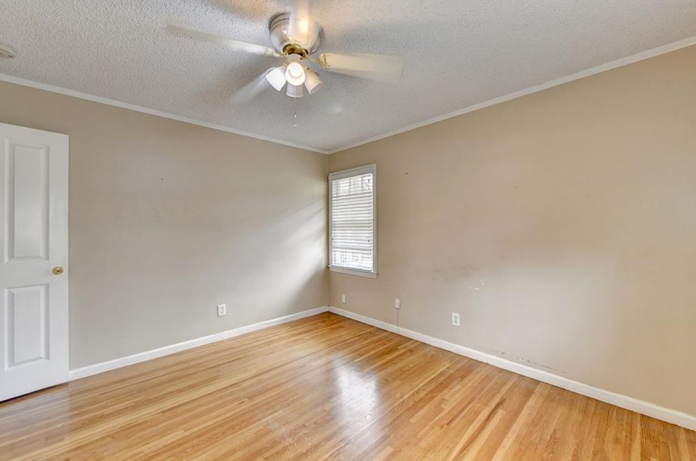 3491 Revere Rd, Atlanta GA  30331-2327 exterior