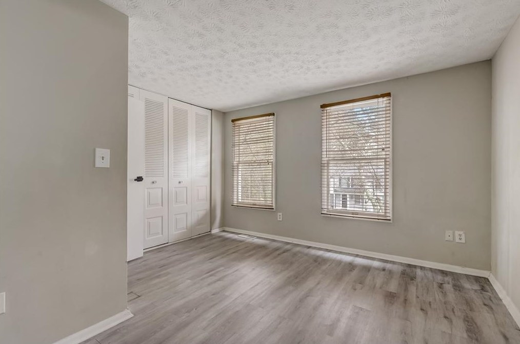 845 Regal Path Ln, Decatur GA  30030-4180 exterior