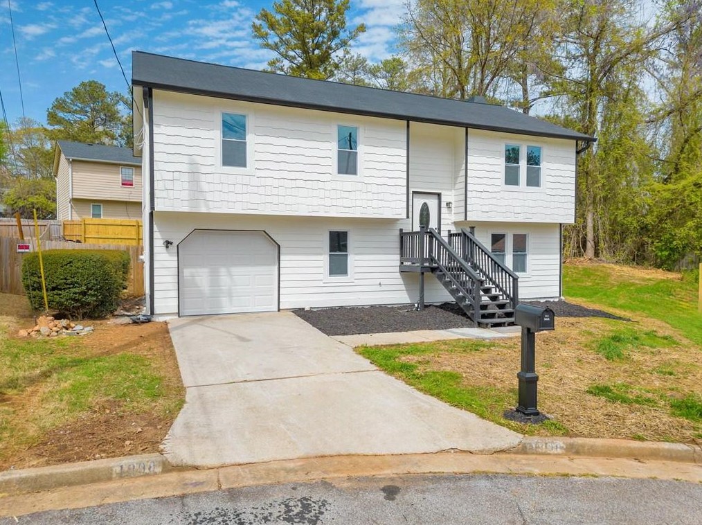 1998 Downs Pl, Lithonia, GA 30058