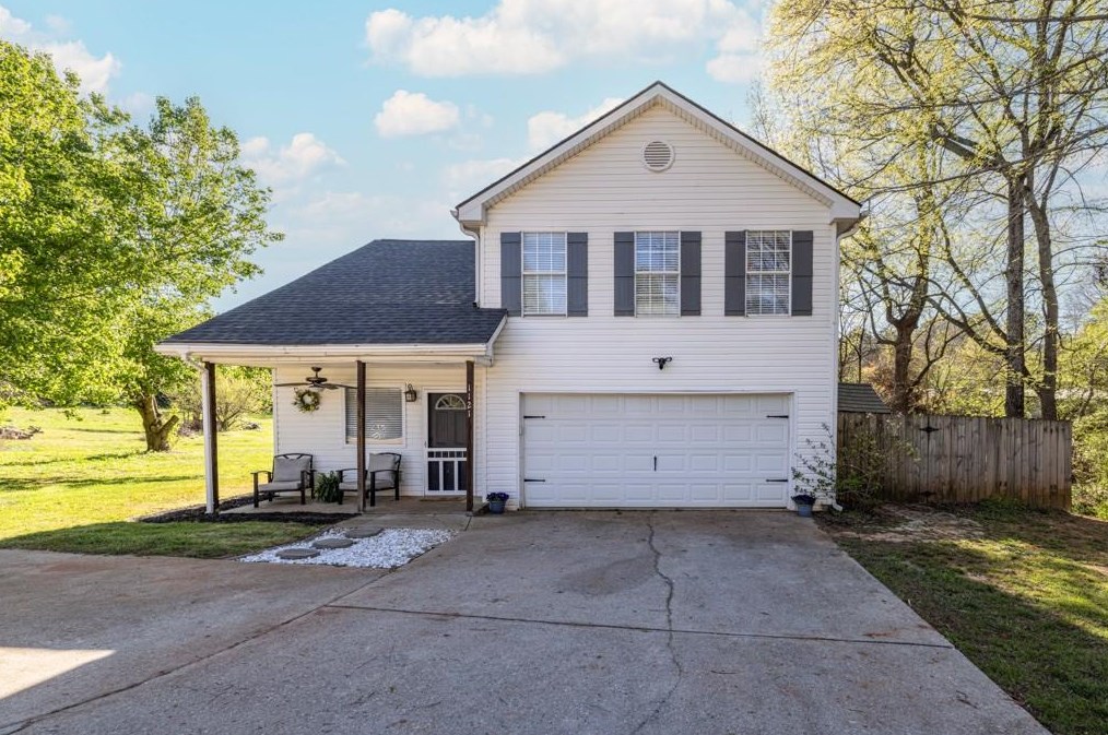 1121 Lewis Roberts Rd, Jefferson GA  30549-4028 exterior
