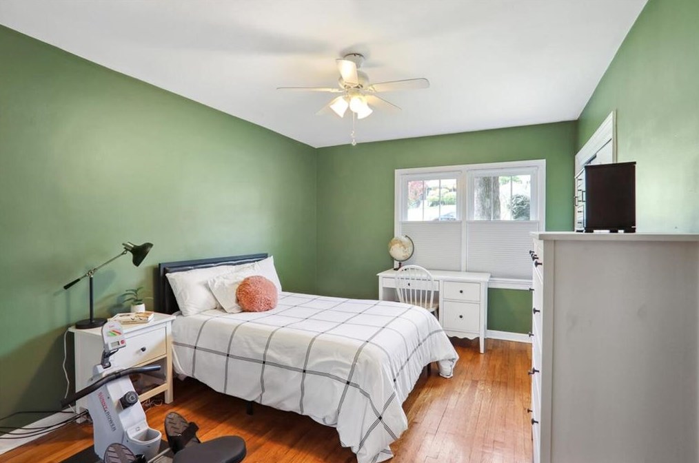 153 Ridley Cir, Decatur GA  30030-1118 exterior