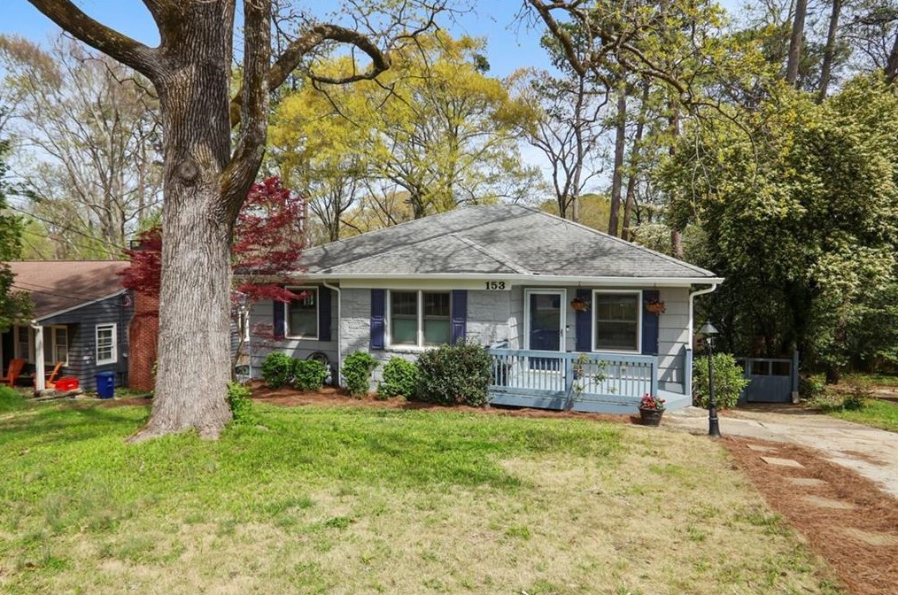 153 Ridley Cir, Decatur GA  30030-1118 exterior