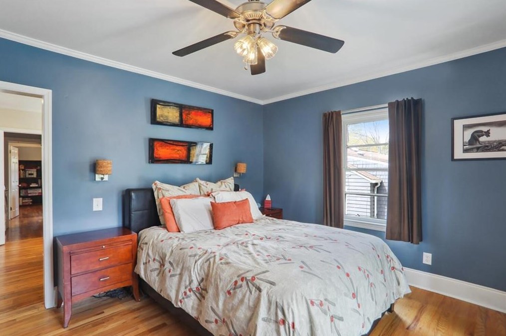 153 Ridley Cir, Decatur GA  30030-1118 exterior