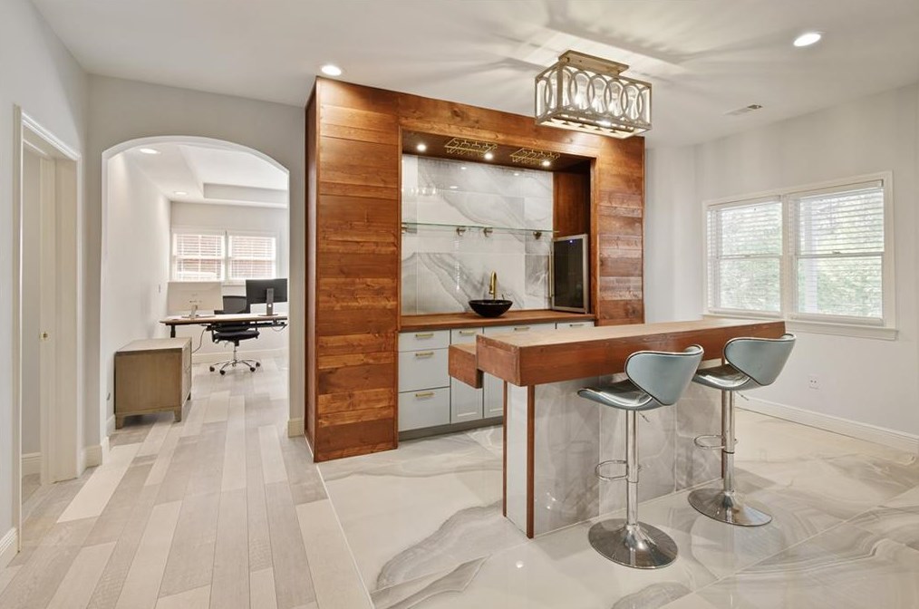 2020 Brooke Forest Ct, Alpharetta GA  30022-3418 exterior