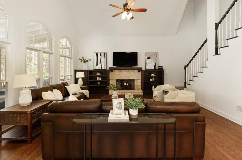 2020 Brooke Forest Ct, Alpharetta GA  30022-3418 exterior