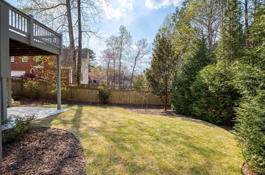 2020 Brooke Forest Ct, Alpharetta GA  30022-3418 exterior
