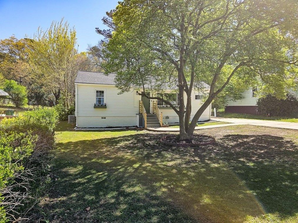 1802 Ledo Ave, Decatur GA  30035-1653 exterior