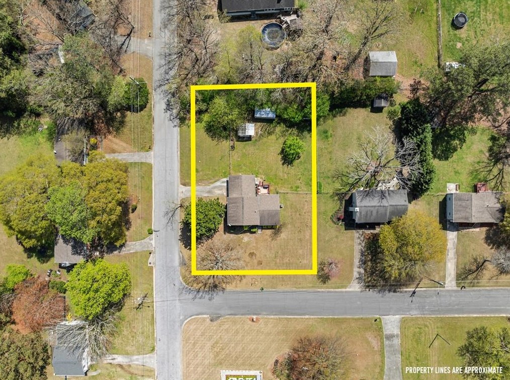 1810 Town Pl, Lithonia GA  30078-2426 exterior