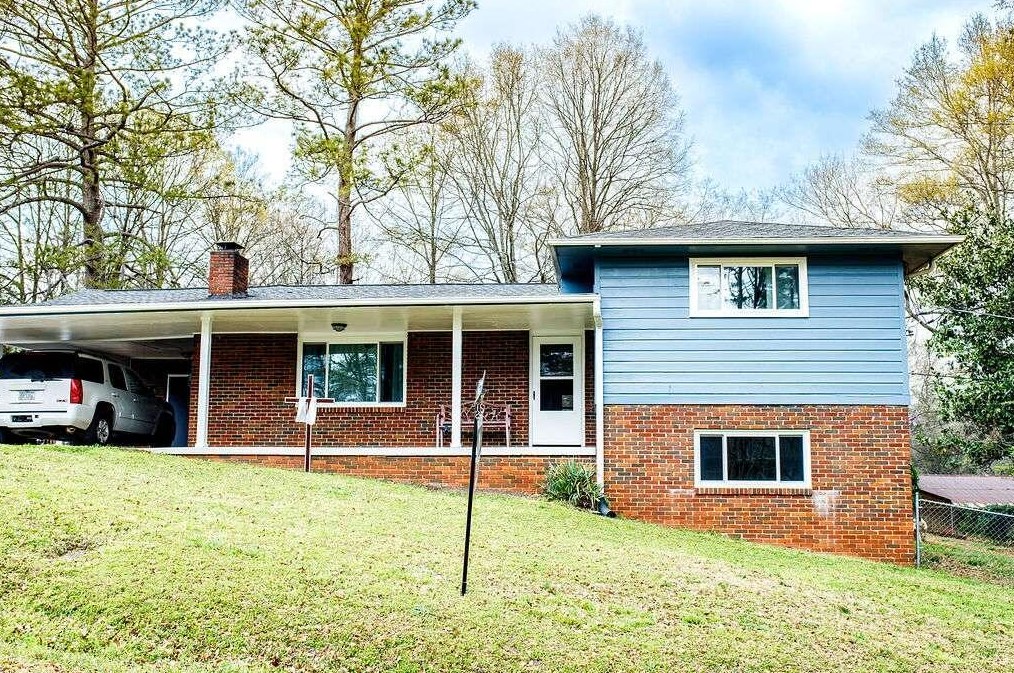28 Hughes Dr, Euharlee, GA 30120