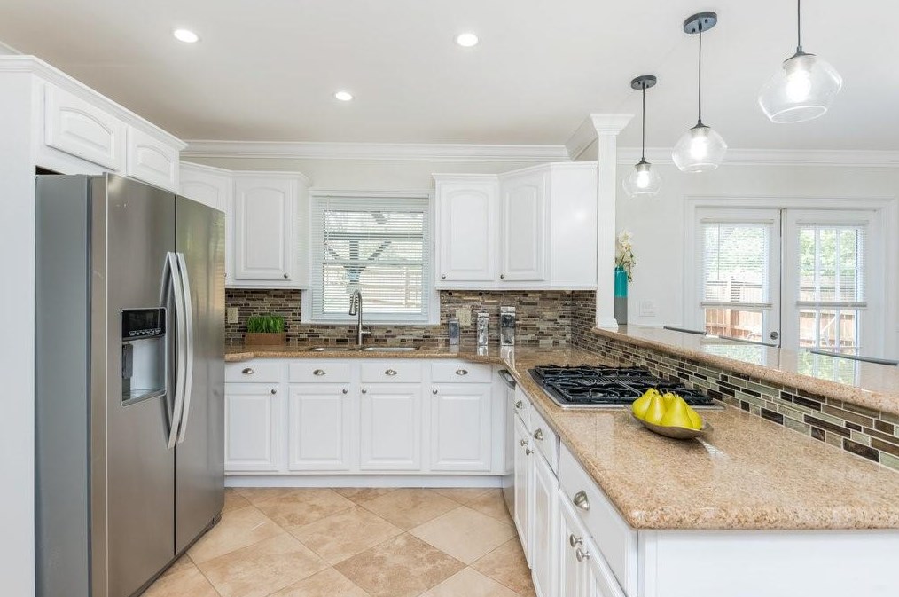 621 Heathmoor Pl, Decatur GA  30032-1707 exterior