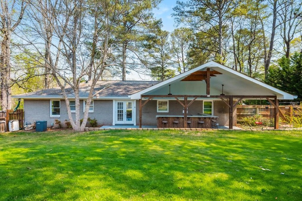 621 Heathmoor Pl, Decatur GA  30032-1707 exterior