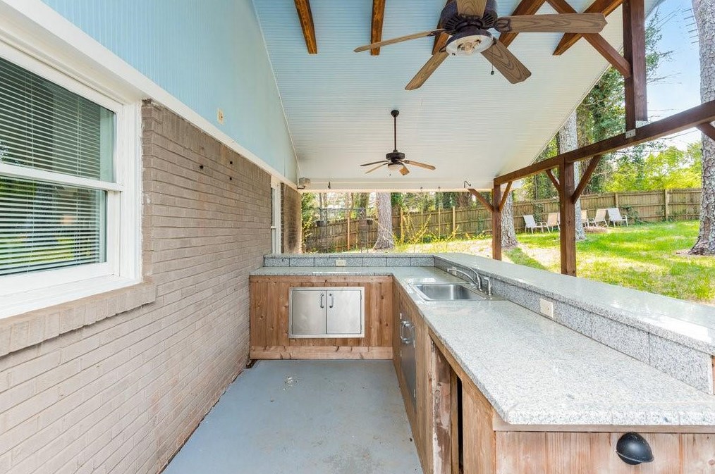 621 Heathmoor Pl, Decatur GA  30032-1707 exterior