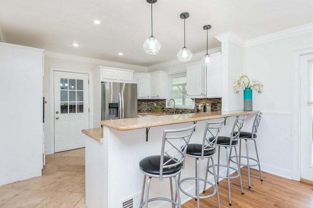 621 Heathmoor Pl, Decatur GA  30032-1707 exterior