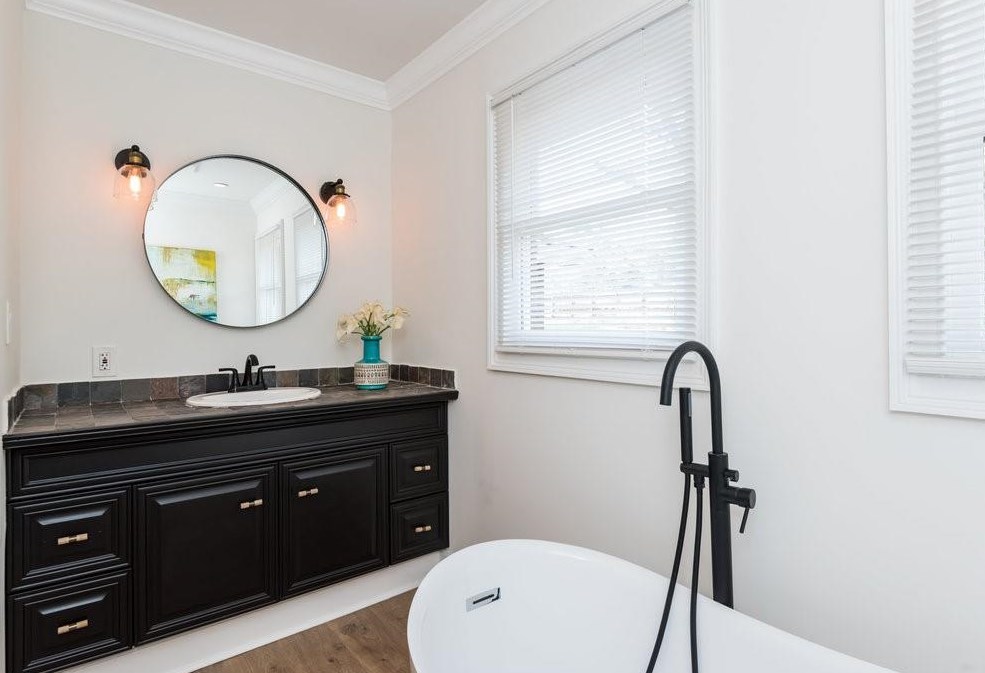 621 Heathmoor Pl, Decatur GA  30032-1707 exterior