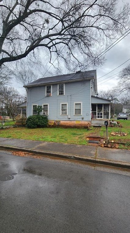 205 Ave D Se, Lindale, GA 30147
