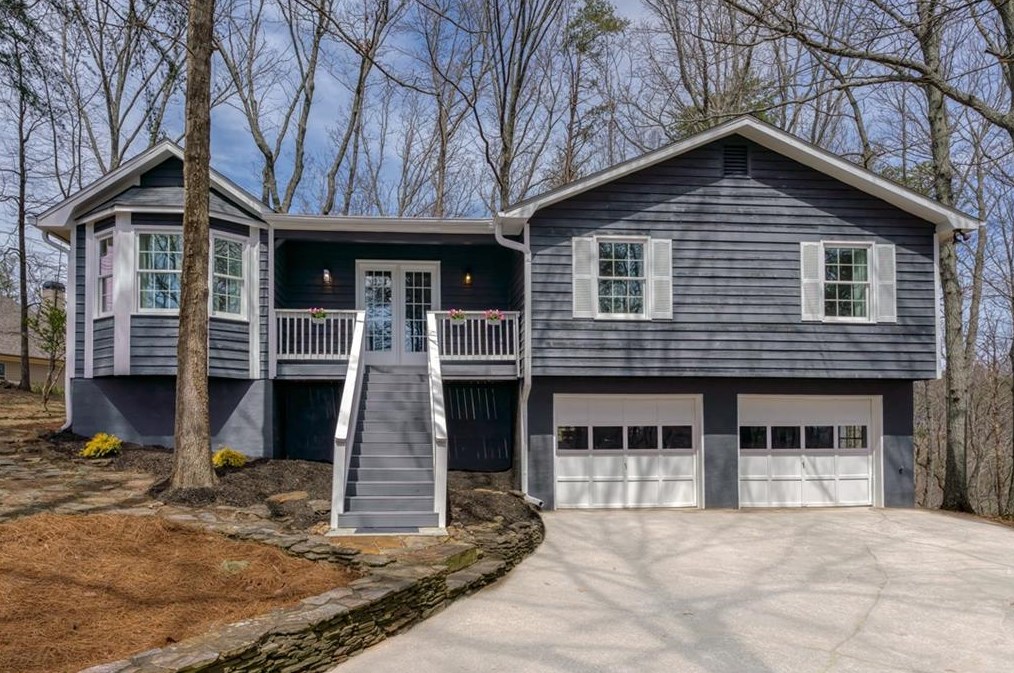 122 Sitting Bull Ct, Waleska, GA 30183-4329