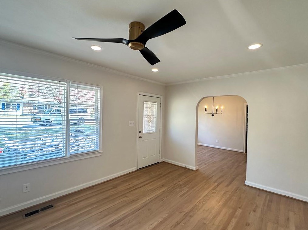 70 Leathers Cir, Atlanta GA  30314-2142 exterior