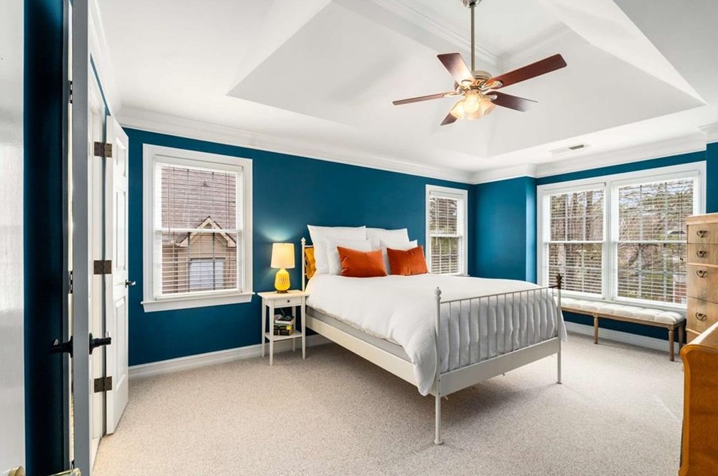 6 Woodland Ct, Decatur GA  30030-2776 exterior