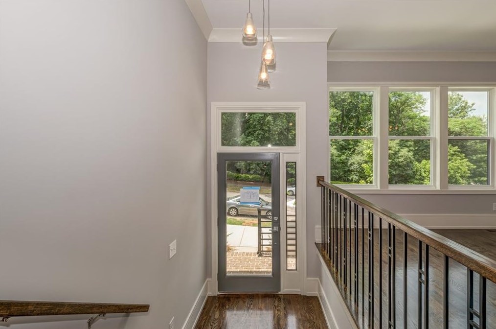 3561 Blair Cir, Atlanta GA  30319-2210 exterior