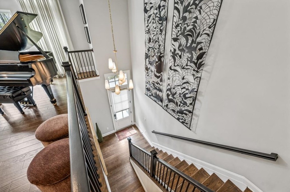 263 Devine Cir, Atlanta, GA 30305-2309