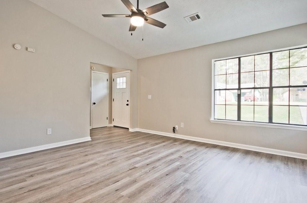 551 Utoy Cir, Atlanta GA  30331-4335 exterior