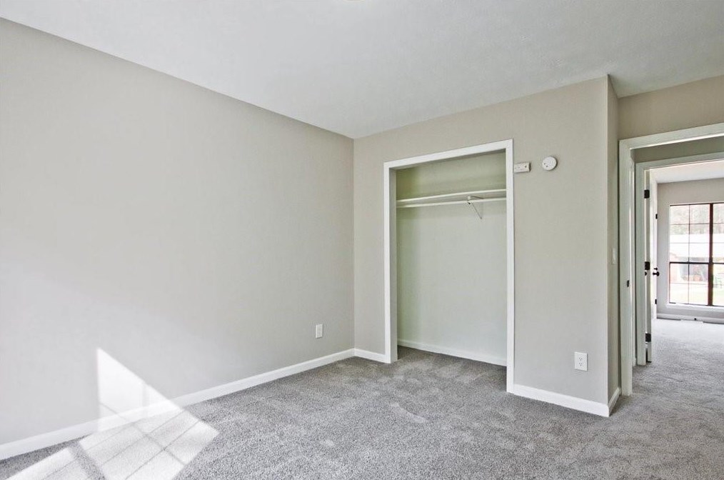 551 Utoy Cir, Atlanta GA  30331-4335 exterior