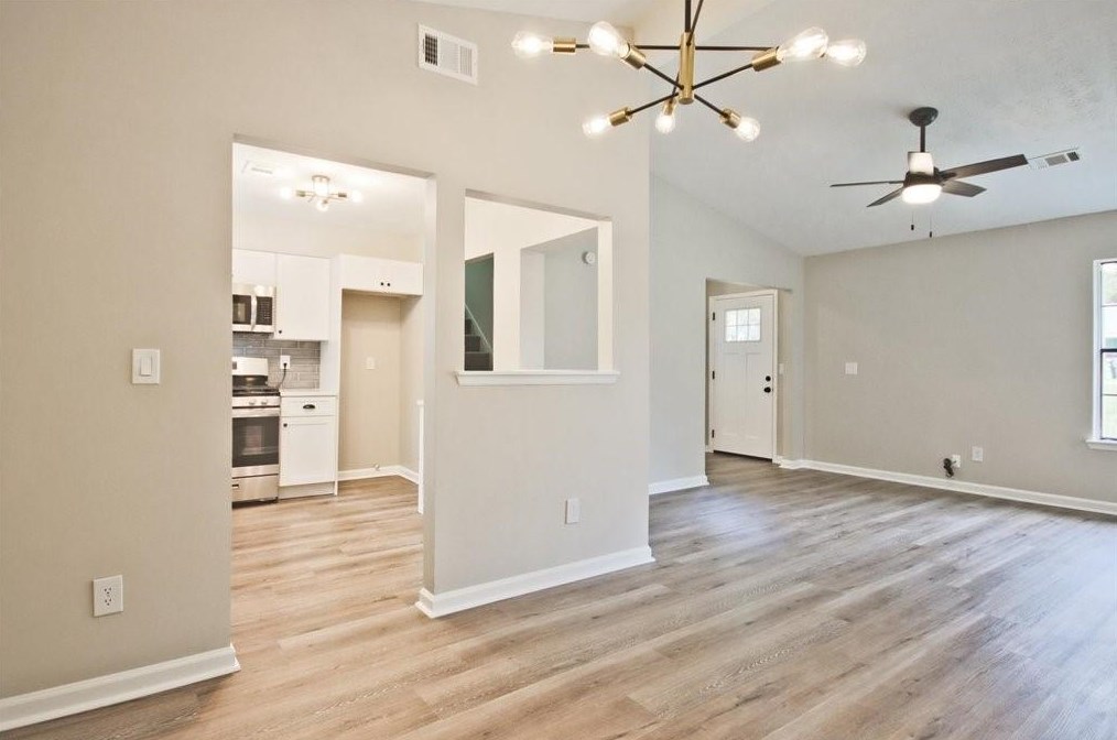 551 Utoy Cir, Atlanta GA  30331-4335 exterior