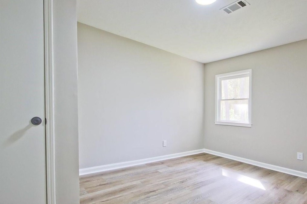551 Utoy Cir, Atlanta GA  30331-4335 exterior