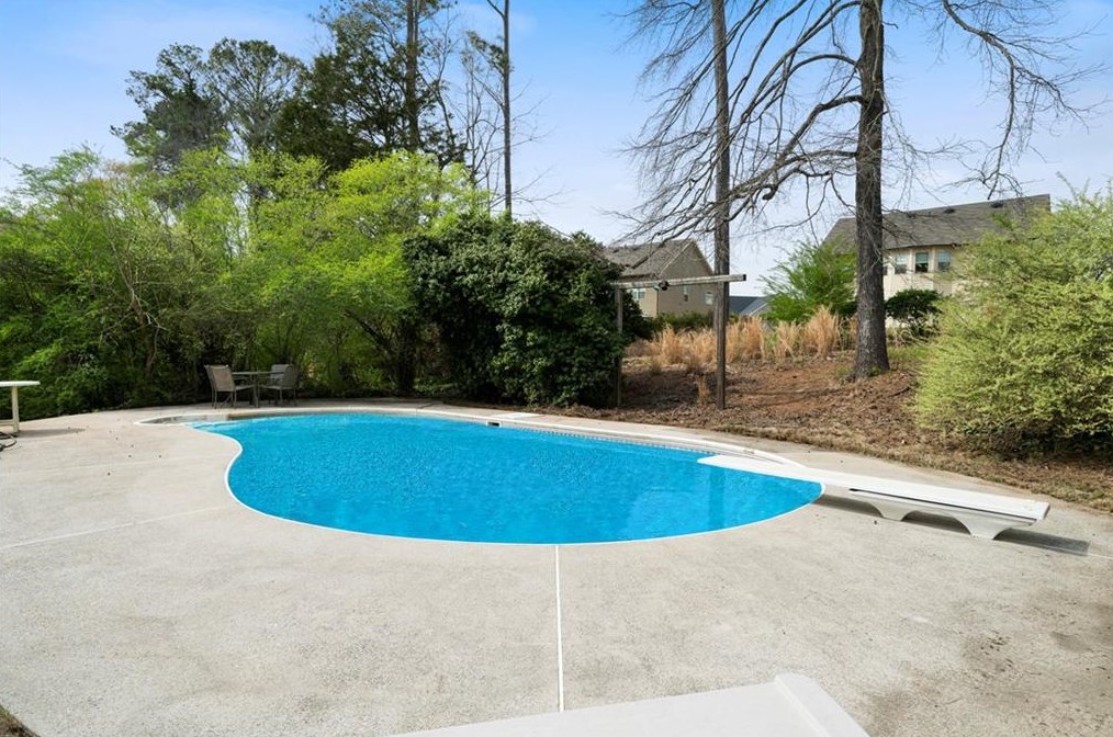 2744 Syble Dr, Austell, GA 30106-1734