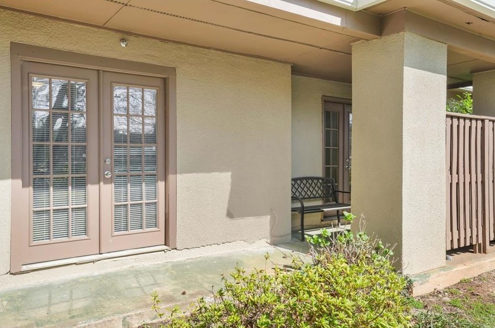 2950 Parc Lorraine, Lithonia GA 30038-1911 exterior