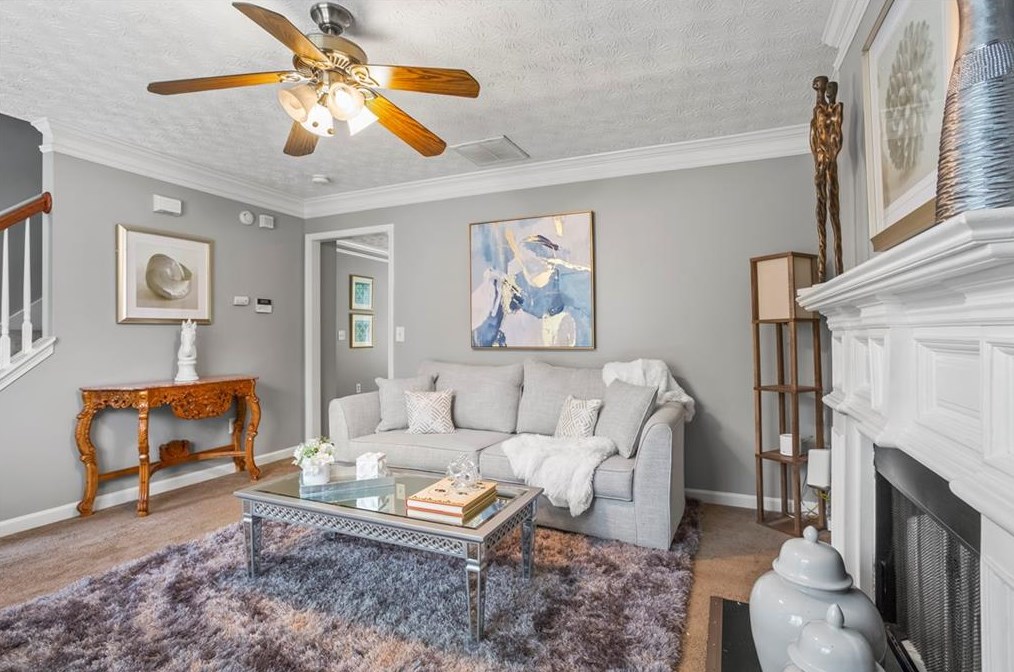 4030 Riverside Pkwy, Decatur GA  30034-6799 exterior