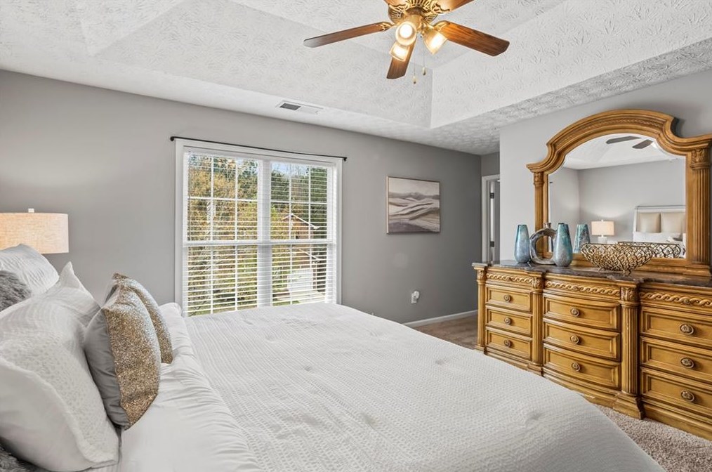 4030 Riverside Pkwy, Decatur GA  30034-6799 exterior