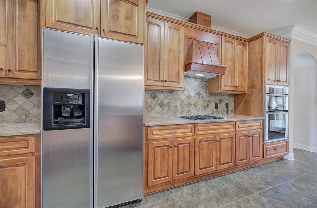 266 Fox Den Dr, Calhoun GA 30701-9568 exterior