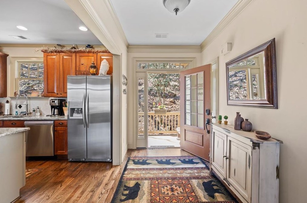 1105 Valley View Dr, Big Canoe GA  exterior